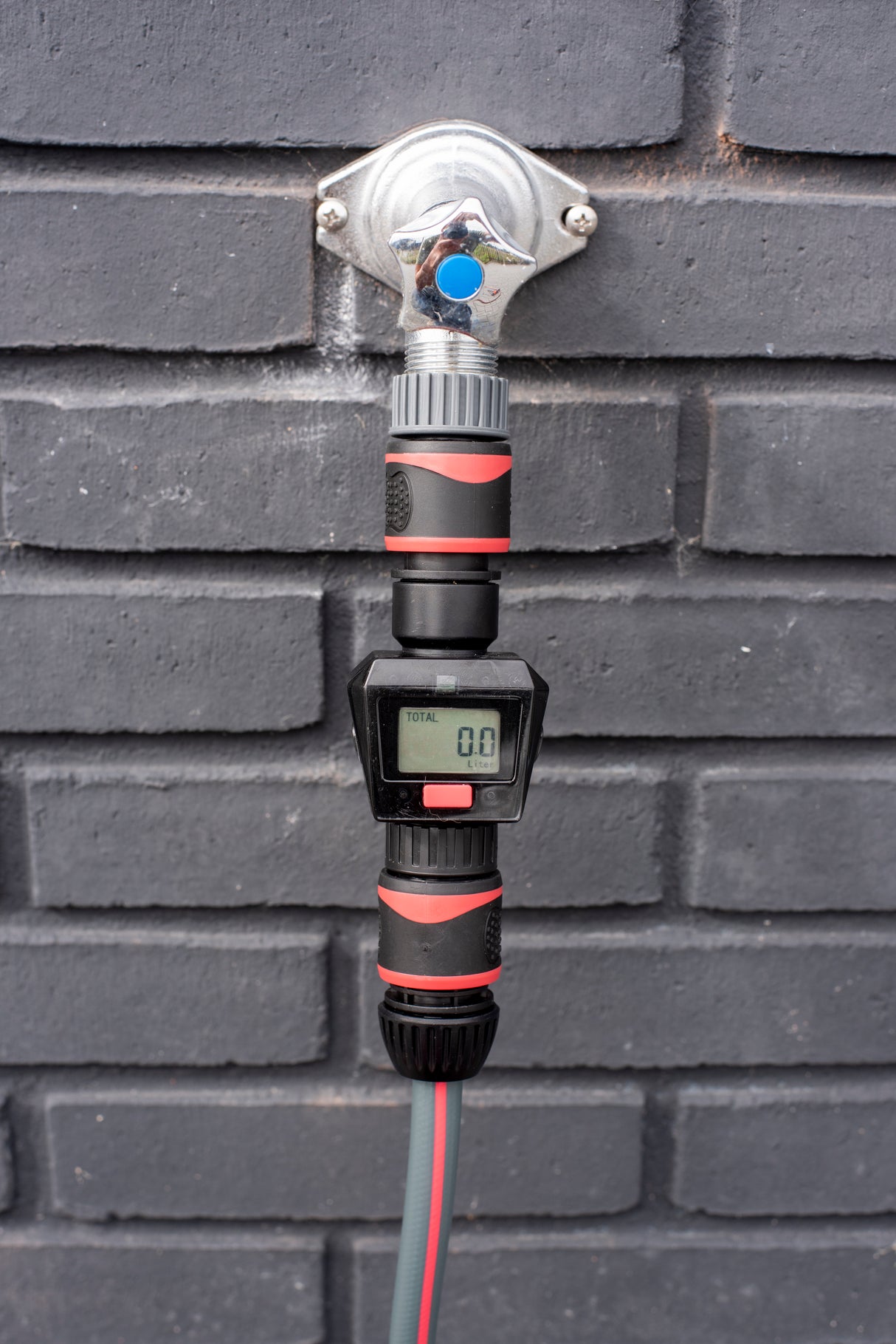 A liter counter on a faucet