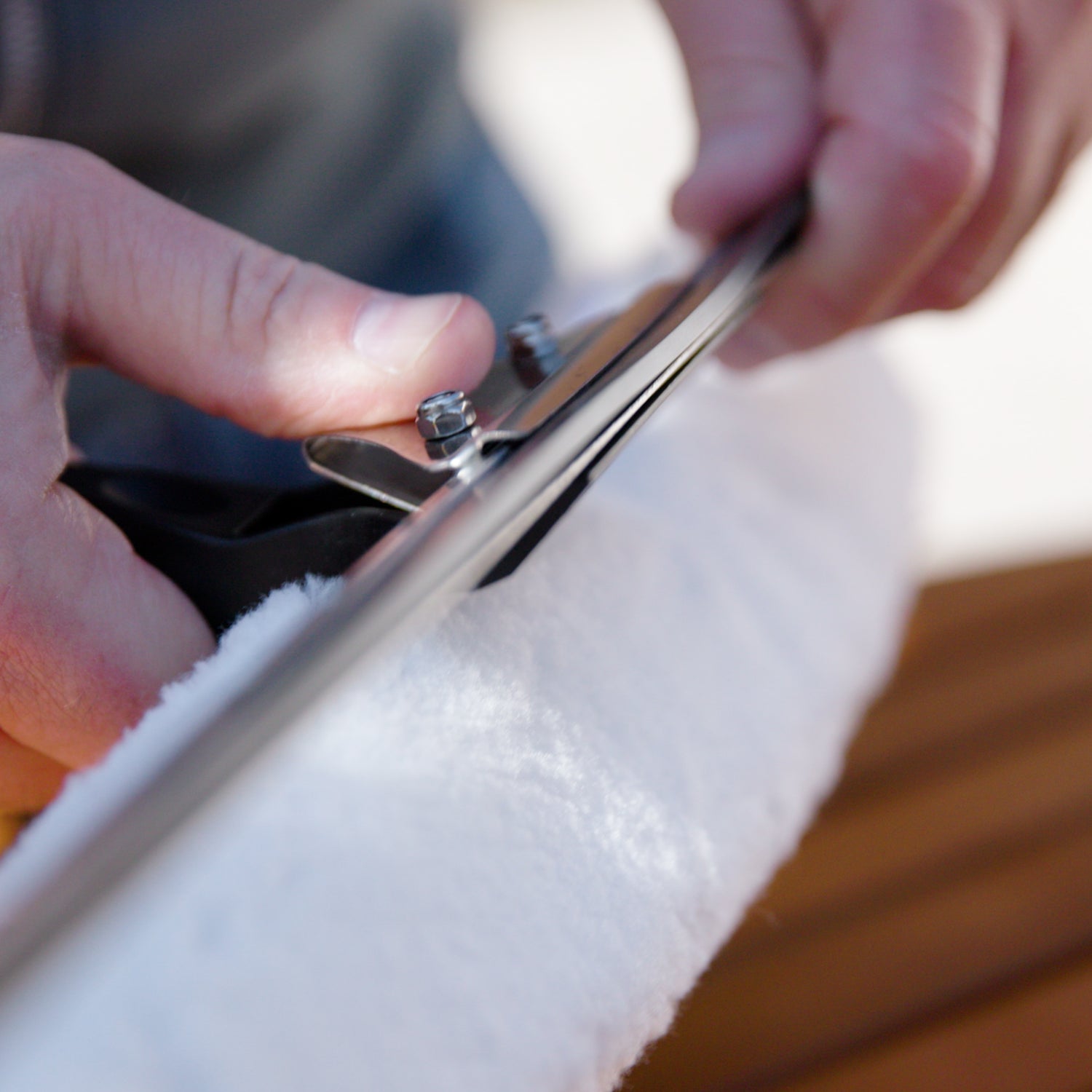Attaching the wiper to the washer-wiper set