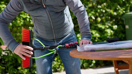Attaching the standard brush to a telescopic pole